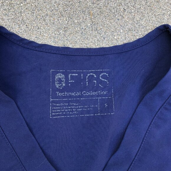 FIGS Technical Collection Scrub Top Shirt SMALL Women's Blue Short Sleeve - Picture 4 of 10